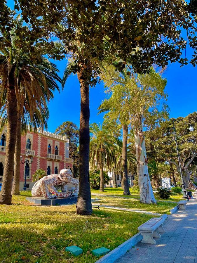 Palazzo Fiaccadori - Historical Palace Bed & Breakfast Reggio Calabria Exterior photo