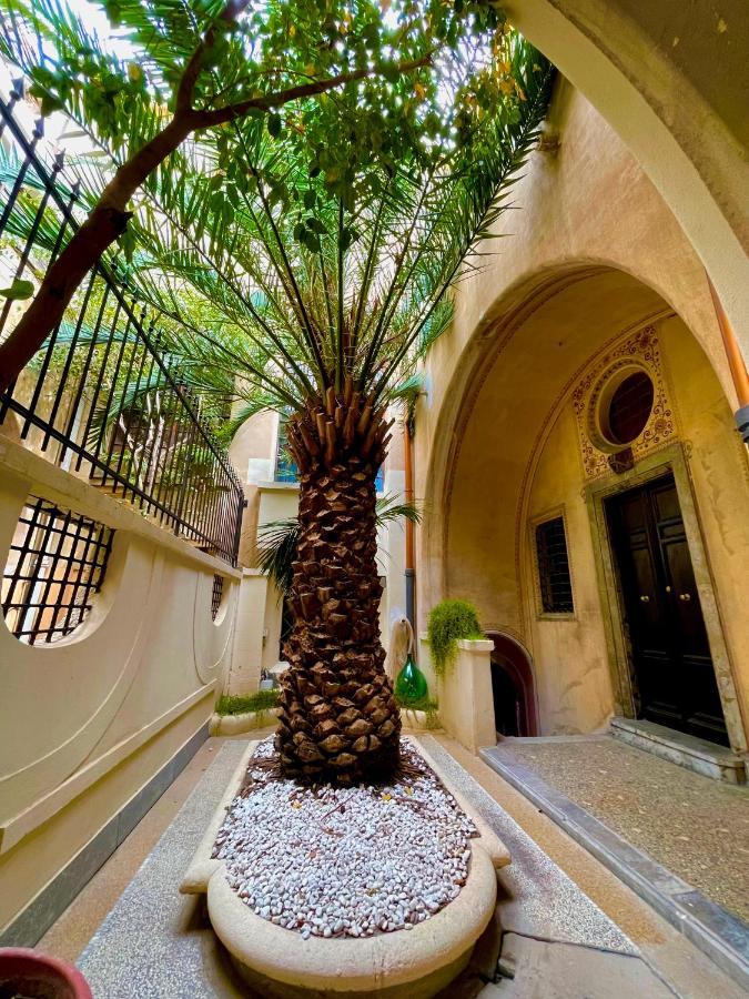 Palazzo Fiaccadori - Historical Palace Bed & Breakfast Reggio Calabria Exterior photo