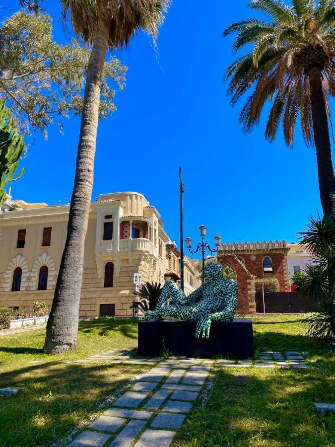 Palazzo Fiaccadori - Historical Palace Bed & Breakfast Reggio Calabria Exterior photo